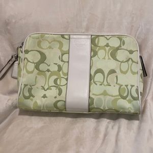 Coach Makeup/accessories travel bag